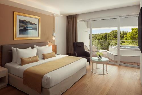 Executive Suite with Terrace and Sea View
