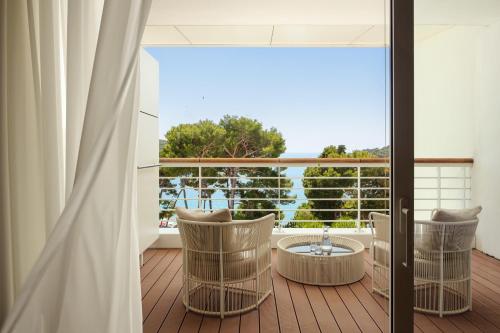Bellevue Suite with Terrace