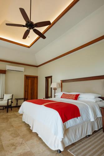 Lake View Suite King