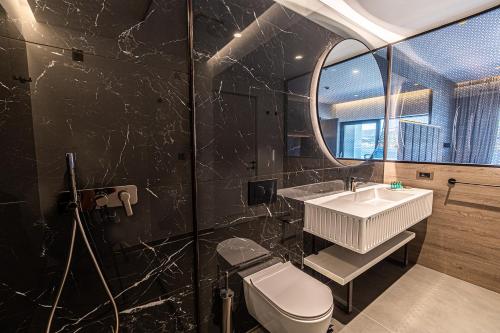Deluxe Family Suite
