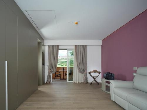 Suite with wellness area