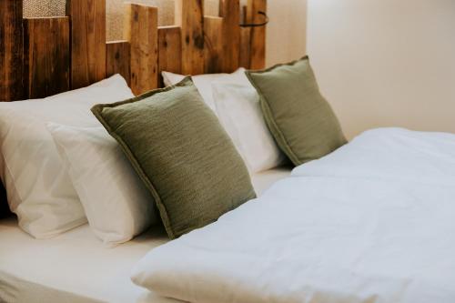 Double or Twin Room with Private Bathroom