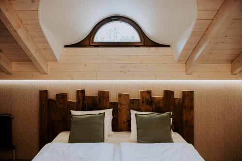 Double or Twin Room with Private Bathroom