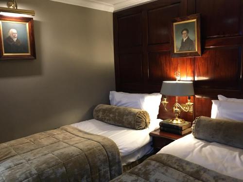 Premier Family Room (4 Adults)