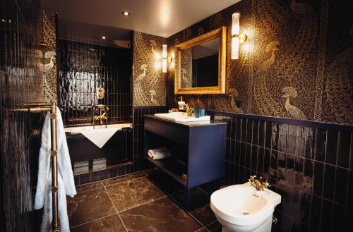 Precious Double Room