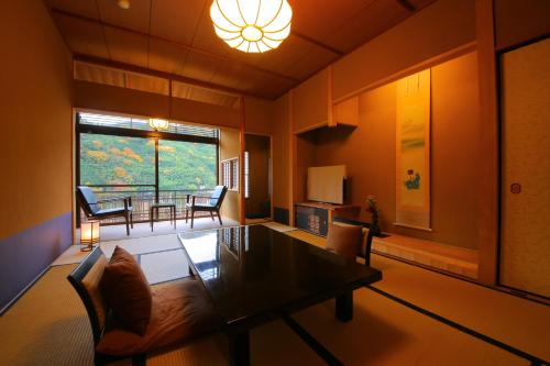Japanese-Style Quadruple Room