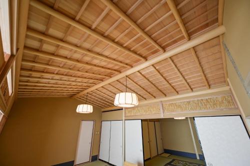 Suite with Mountain View