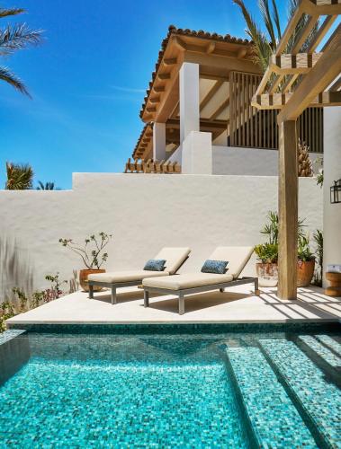 Oceanfront Casita Two Queen With Plunge Pool
