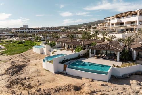Oceanfront Villa King