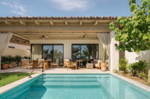 Oceanfront Three Bedroom Presidential Villa