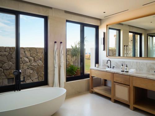 Ocean View Six Bedroom Estate