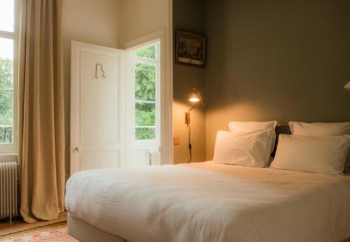 King Room with Garden View