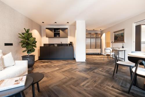 Two-Bedroom Deluxe Apartment