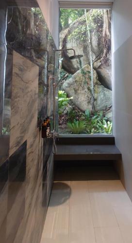 King Suite with Spa Bath
