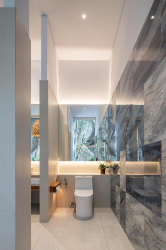 King Suite with Spa Bath