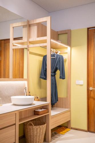 Junior Suite with Garden View