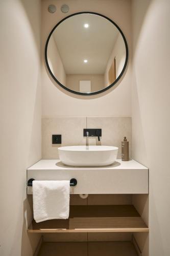 Prestige Room 
