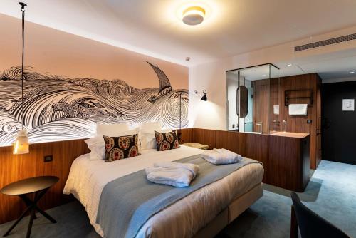 Double or Twin Room with Sea View