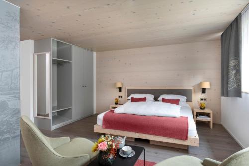 Superior King Room 