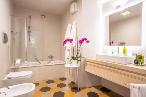 Deluxe King Size Double Room with view