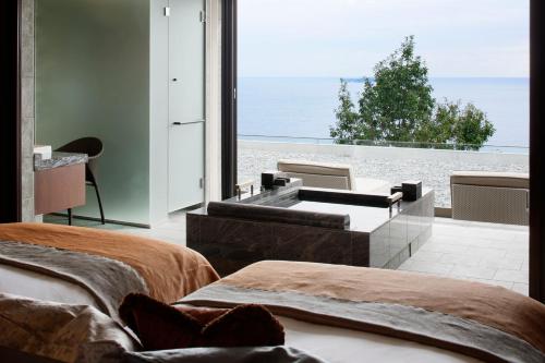 Twin Room 2F