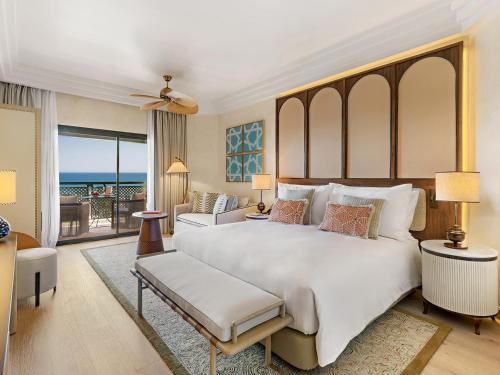 Deluxe King Sea View