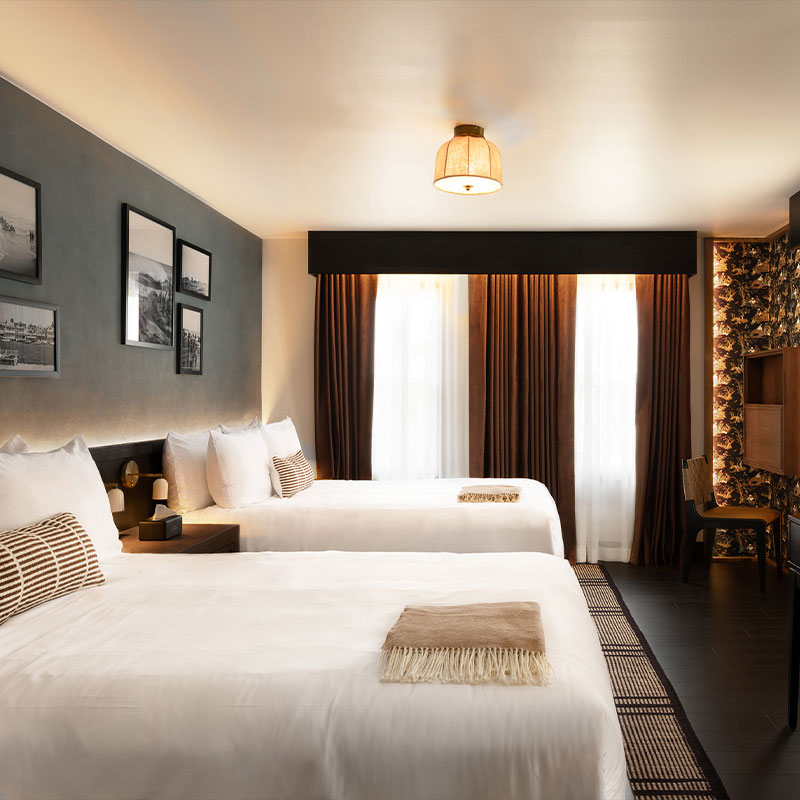 Deluxe Quadruple Room