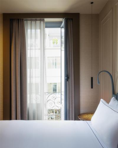 Deluxe Room with French Bed