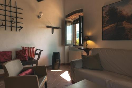 One-Bedroom Apartment (Poderino 1)