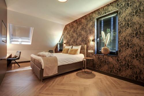 Deluxe Double Room with Bath