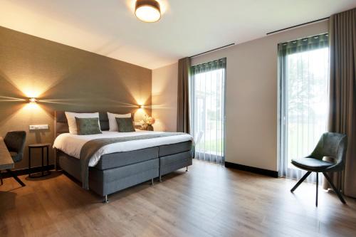 Standard King Room