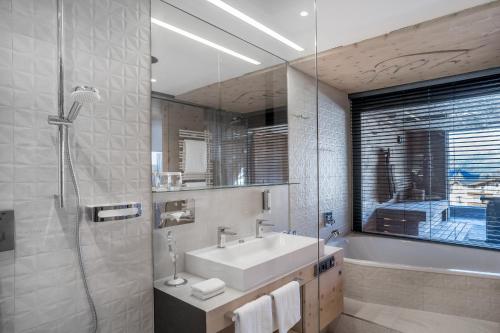 Suite with Sauna