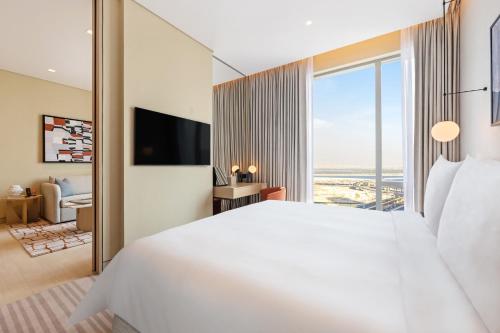Premier Suite, City View