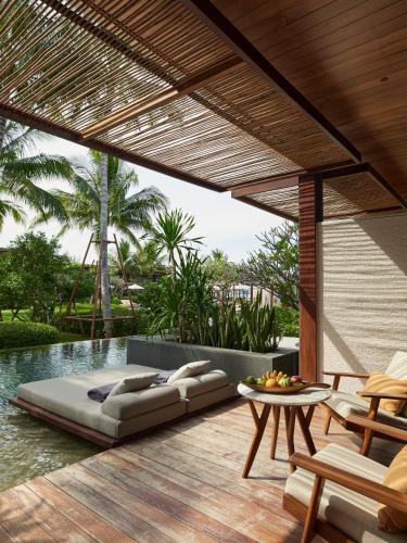 Deluxe Double or Twin Room with Pool Access
