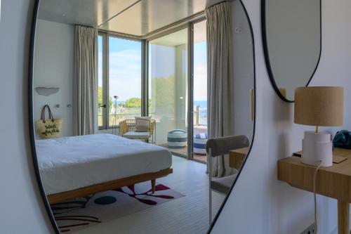 Signature Room