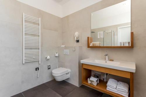 Superior Double Room with City View and with Free Spa Access