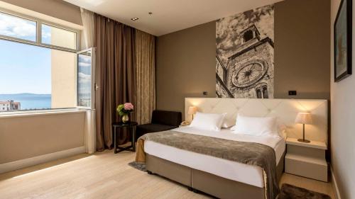 Deluxe Double or Twin Room with Sea View and with Free Spa Access