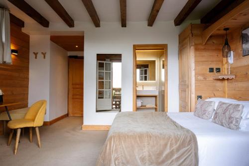 Deluxe Double Room - Mont-Blanc View