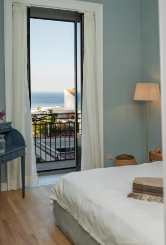 Deluxe Double Room with Sea View