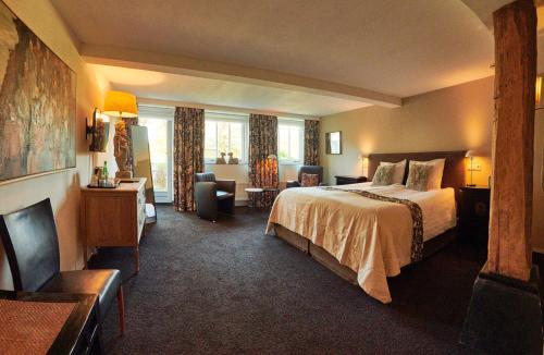 Deluxe Double Room with Bath
