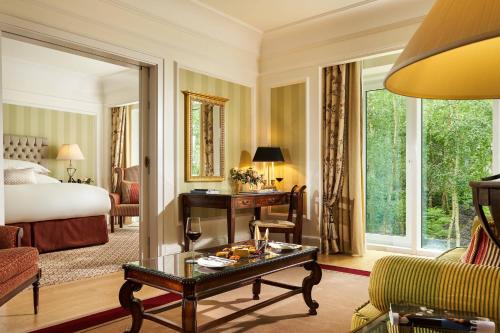 One Bedroom Suite with King Bed