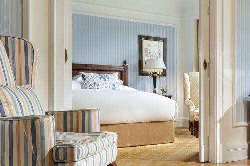 1 Bedroom Suite, King, Mountain view, Balcony