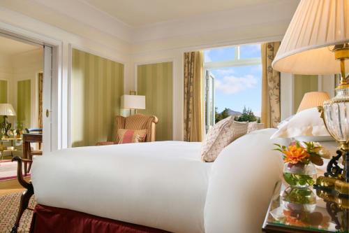1 Bedroom Suite, King, Mountain view, Balcony