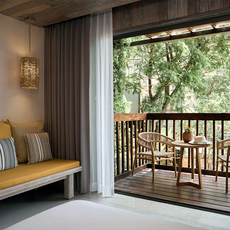 1 King Premium Garden View