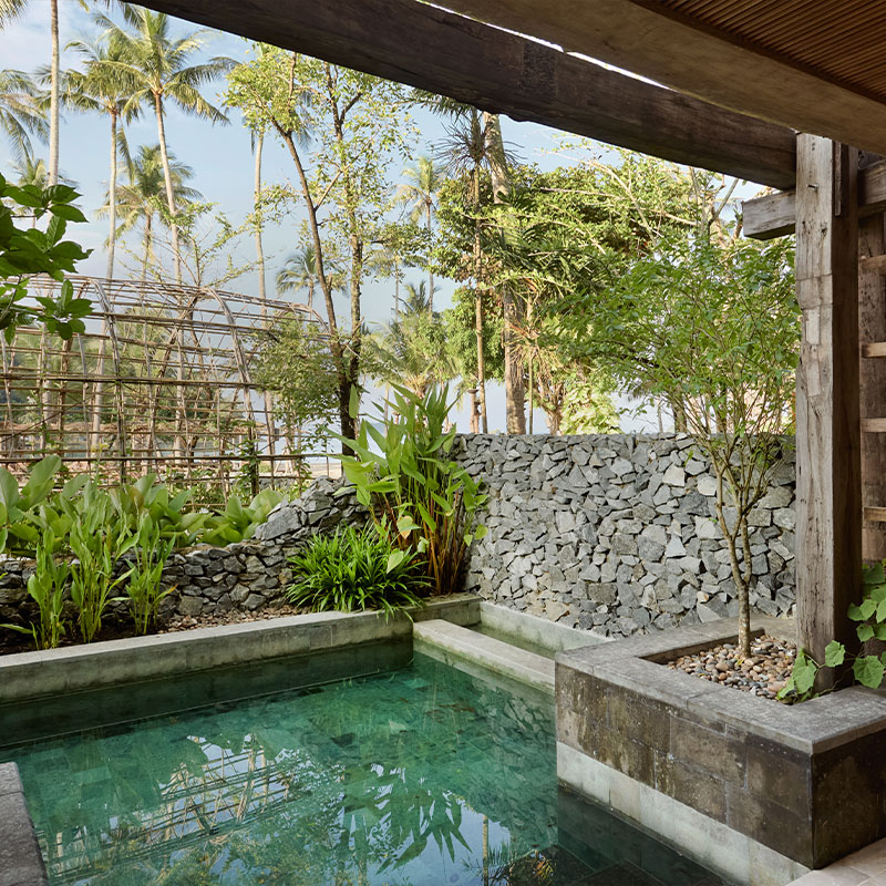 1 King Premium Sea View Pool Access