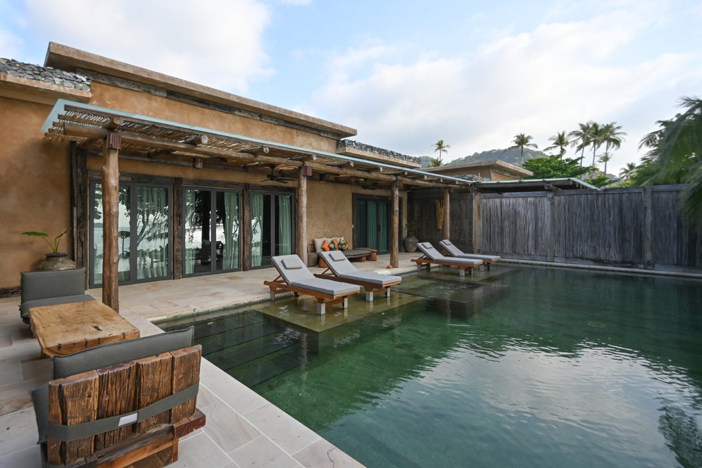 2 Bedroom Oceanfront Villa