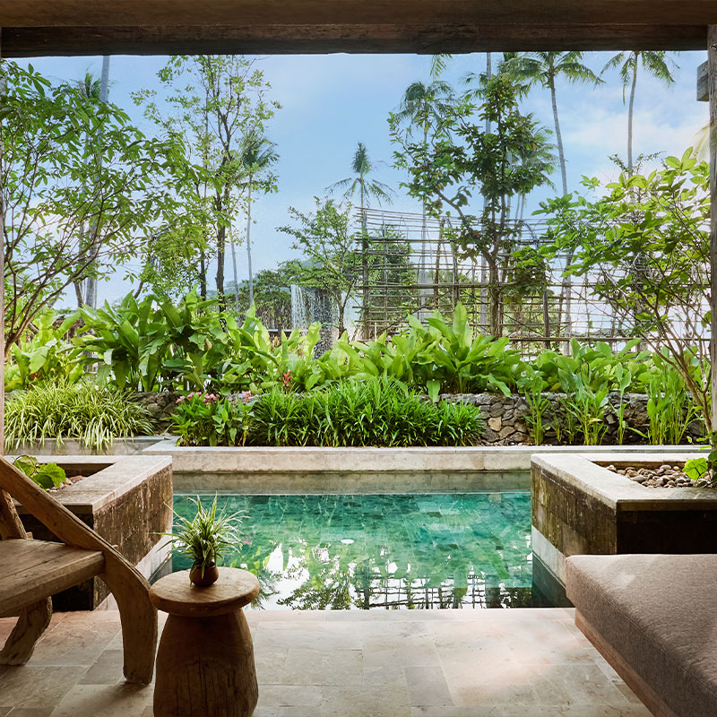 1 King Premium Sea View Pool Access