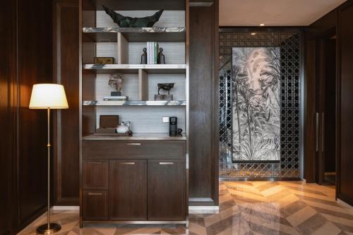 Arjuna Junior Suite