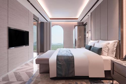 Arjuna Junior Suite