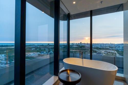 Arjuna Junior Suite Balcony